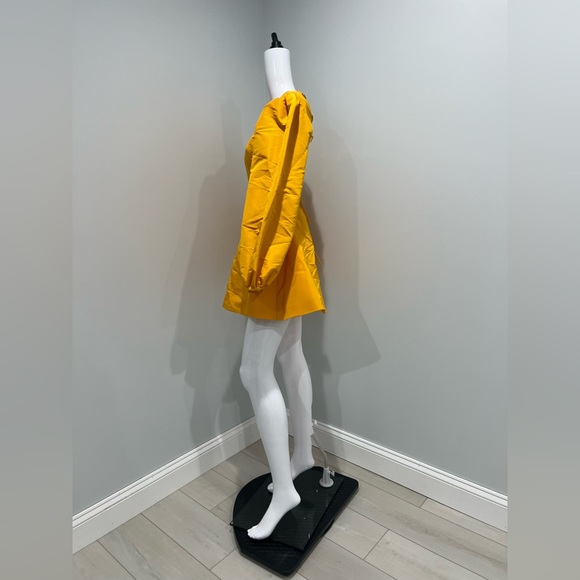 $1995 Aliétte
Lace-Up Back Silk Faille Minidress size 4 - Picture 7 of 10